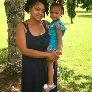 Meet your Posher, Alicia